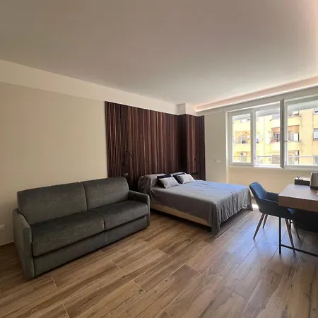 Luxury Av Vaticano 게스트하우스 4*